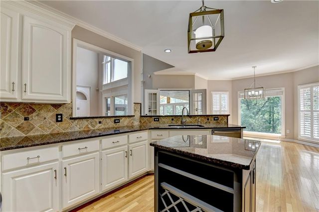 6010 Somerset Court, Suwanee, GA 30024