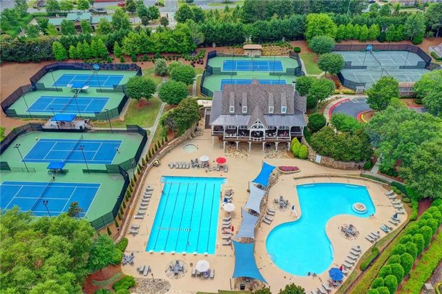 6010 Somerset Court, Suwanee, GA 30024