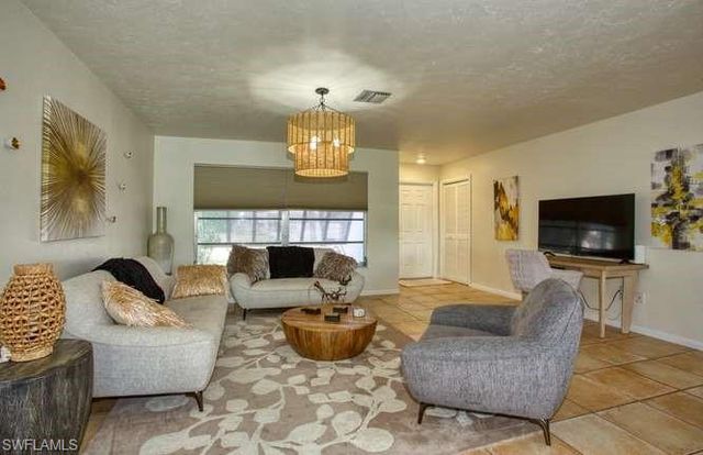 3413 SE 18th AVE, Cape Coral, FL 33904