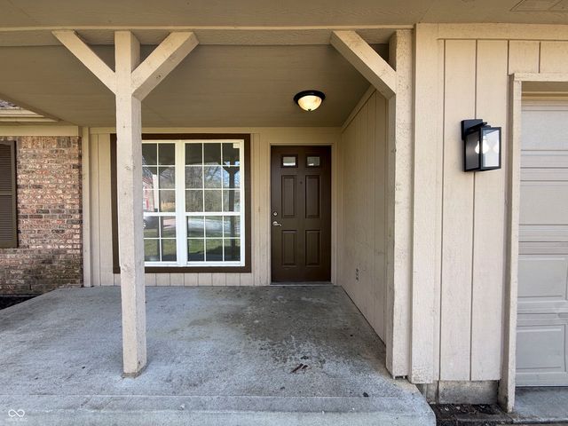 6350 Cooper Pointe Drive, Indianapolis, IN 46268