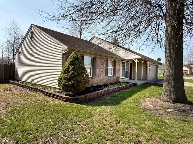 6350 Cooper Pointe Drive, Indianapolis, IN 46268