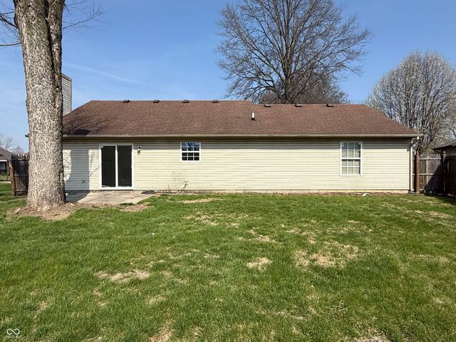6350 Cooper Pointe Drive, Indianapolis, IN 46268