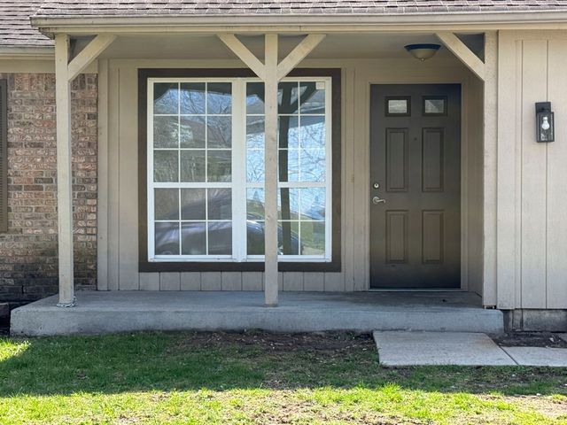 6350 Cooper Pointe Drive, Indianapolis, IN 46268