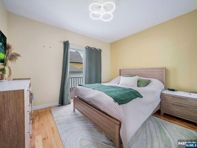 69 Main Avenue, Wallington, NJ 07057