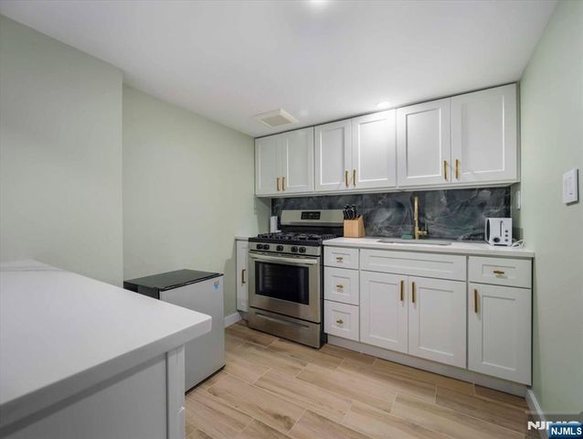 69 Main Avenue, Wallington, NJ 07057