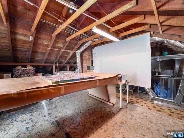 69 Main Avenue, Wallington, NJ 07057