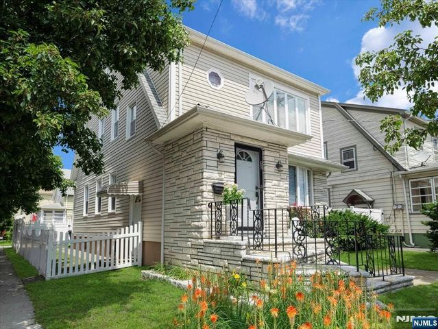 69 Main Avenue, Wallington, NJ 07057