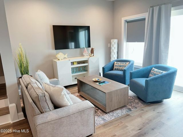 1108 Sapphire Avenue, Surf City, NC 28445