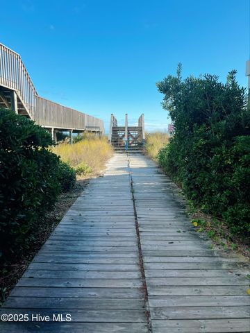 1108 Sapphire Avenue, Surf City, NC 28445
