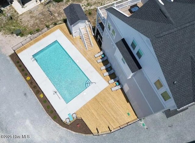 1108 Sapphire Avenue, Surf City, NC 28445