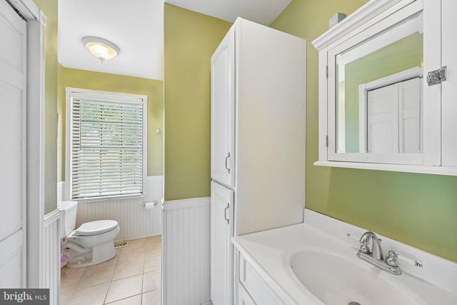 18 PINE GLEN DR, Sicklerville, NJ 08081