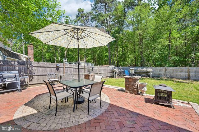 18 PINE GLEN DR, Sicklerville, NJ 08081