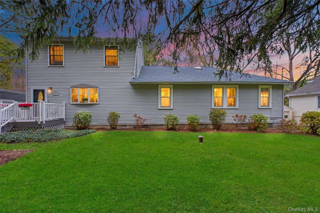 333 Canoe Hill Road, Saugerties, NY 12477