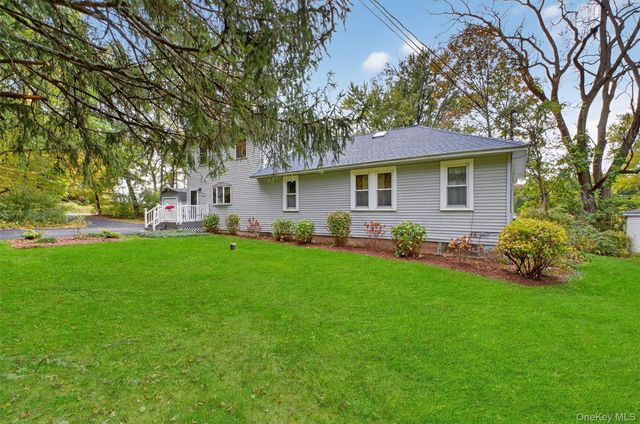 333 Canoe Hill Road, Saugerties, NY 12477