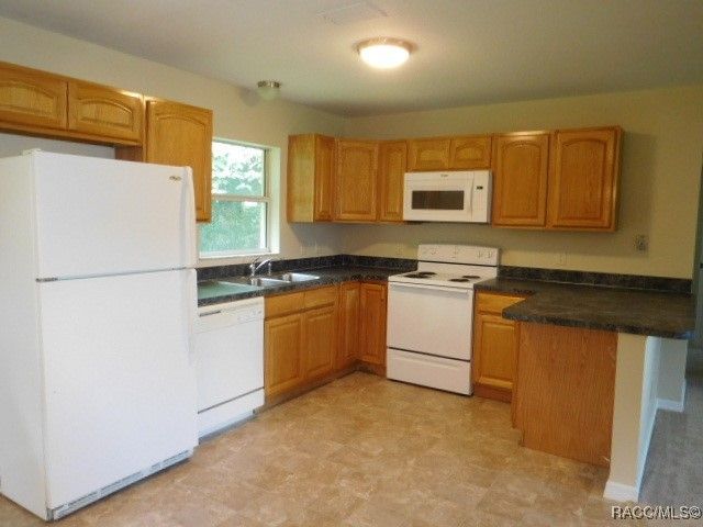 2807 Jefferson Street W, Inverness, FL 34453