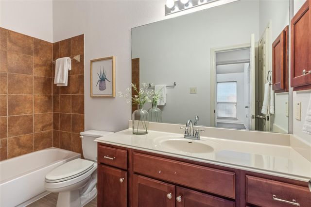 11517 Shadow Creek DR, Manor, TX 78653