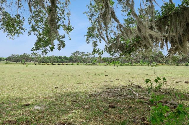2993 POPLAR AVENUE, Leesburg, FL 34748