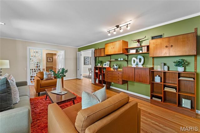 429 Geyer Forest Drive, Kirkwood, MO 63122