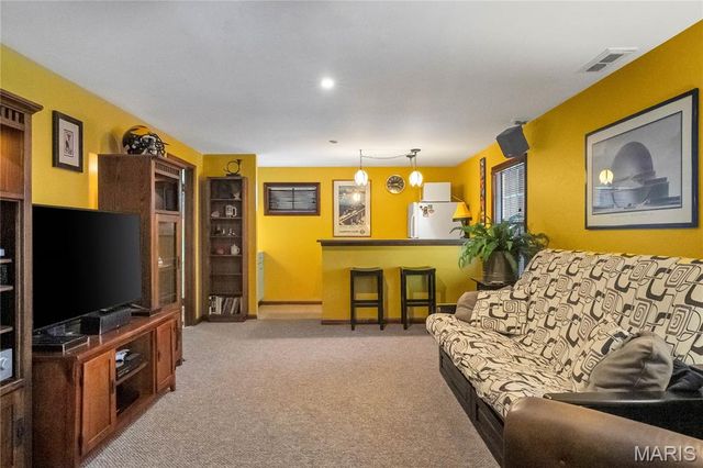 429 Geyer Forest Drive, Kirkwood, MO 63122