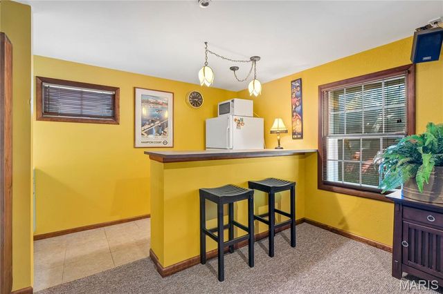 429 Geyer Forest Drive, Kirkwood, MO 63122