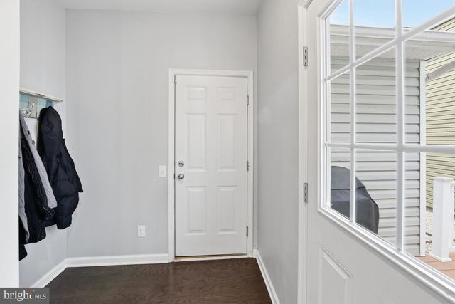 302 STAFFORD CT, Chester Springs, PA 19425