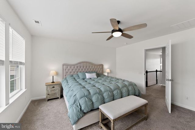 302 STAFFORD CT, Chester Springs, PA 19425