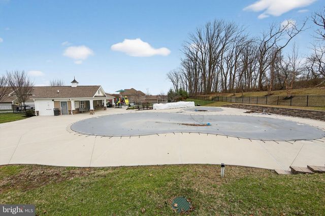 302 STAFFORD CT, Chester Springs, PA 19425
