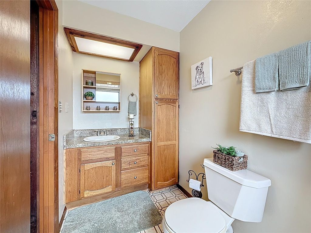 Image 18 of property listing at 3809 PORTER ROAD, Lithia, FL 33547