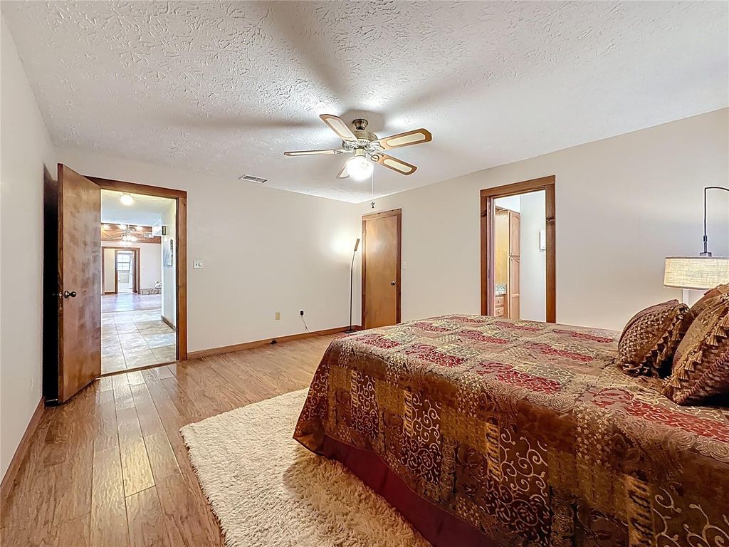 Image 46 of property listing at 3809 PORTER ROAD, Lithia, FL 33547