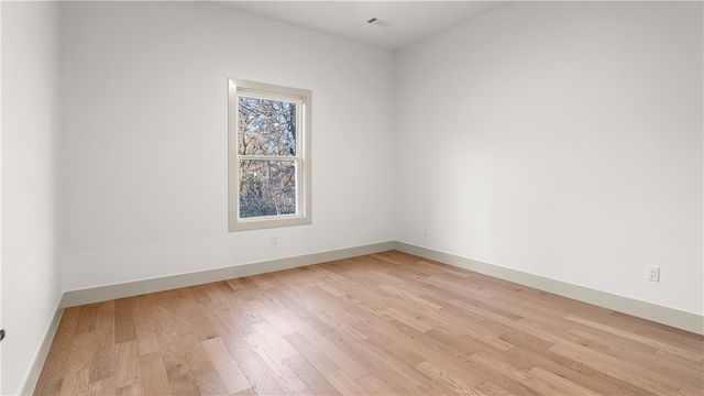 5 Burnham Drive, Bella Vista, AR 72715