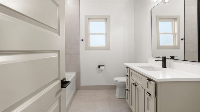 5 Burnham Drive, Bella Vista, AR 72715