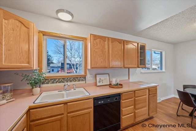 4728 LINDEN WY, Cheyenne, WY 82009