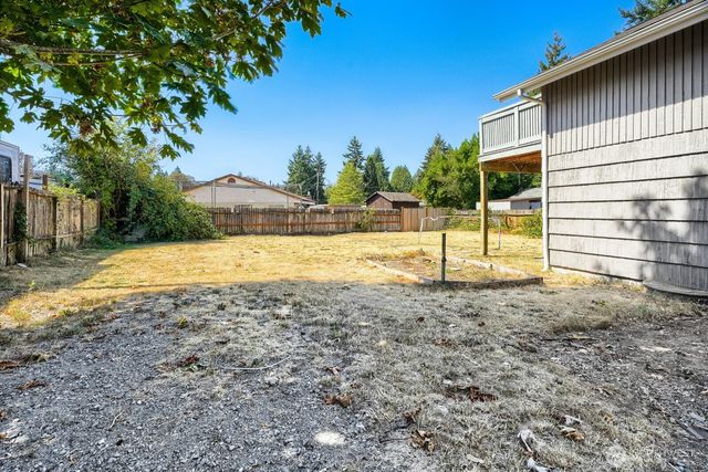 31349 13th Avenue S, Federal Way, WA 98003