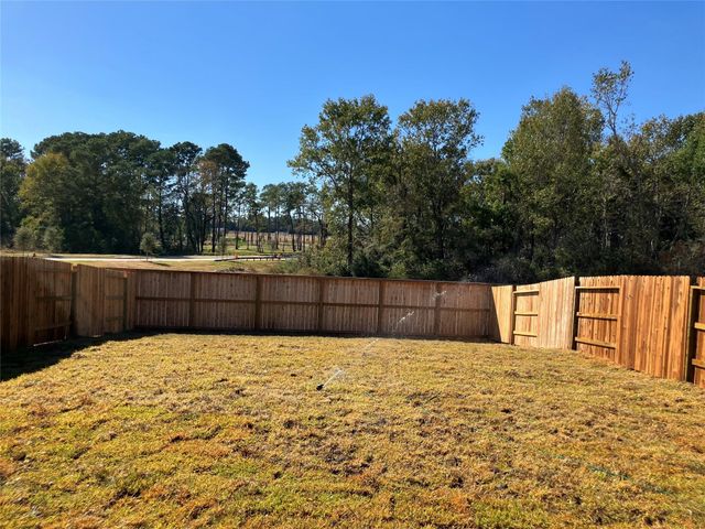 1635 Golden Iris Lane, Crosby, TX 77532