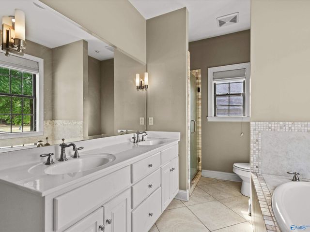 22823 Winged Foot Lane, Athens, AL 35613