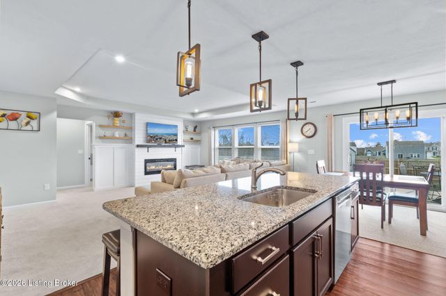 139 Ruby Farm Dr, Mt Washington, KY 40047