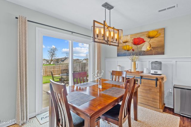 139 Ruby Farm Dr, Mt Washington, KY 40047