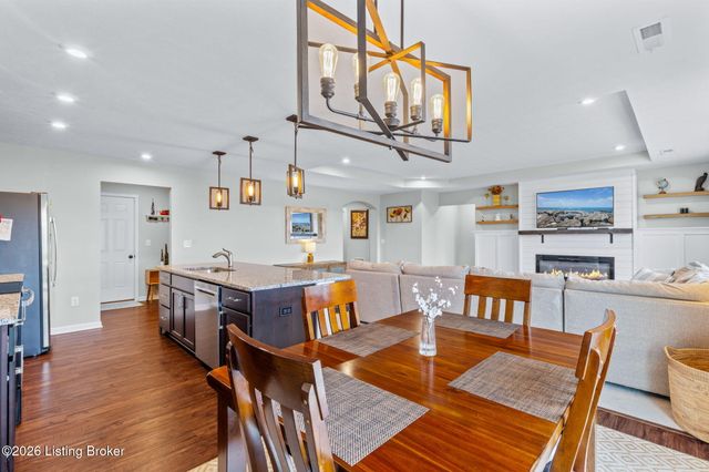 139 Ruby Farm Dr, Mt Washington, KY 40047