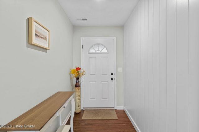 139 Ruby Farm Dr, Mt Washington, KY 40047