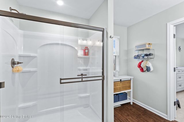 139 Ruby Farm Dr, Mt Washington, KY 40047