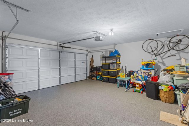 139 Ruby Farm Dr, Mt Washington, KY 40047