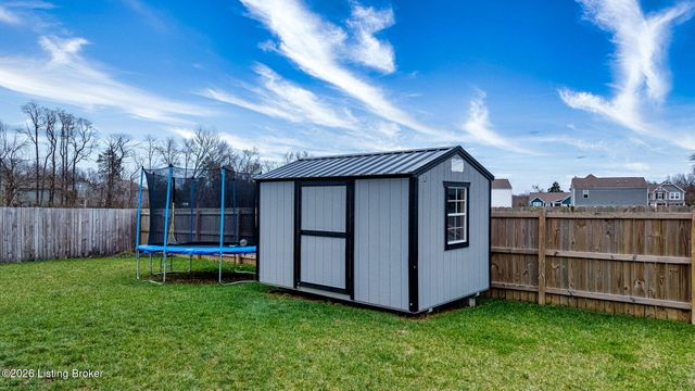 139 Ruby Farm Dr, Mt Washington, KY 40047