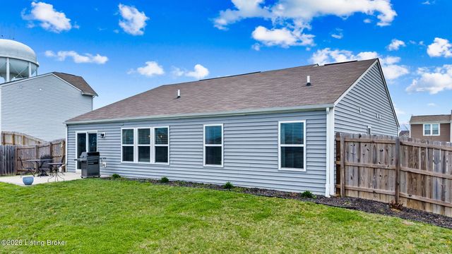 139 Ruby Farm Dr, Mt Washington, KY 40047