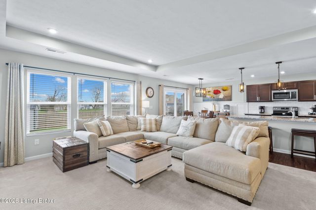 139 Ruby Farm Dr, Mt Washington, KY 40047