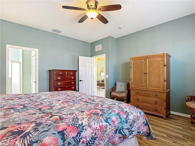 20768 Tisbury LN, North Fort Myers, FL 33917