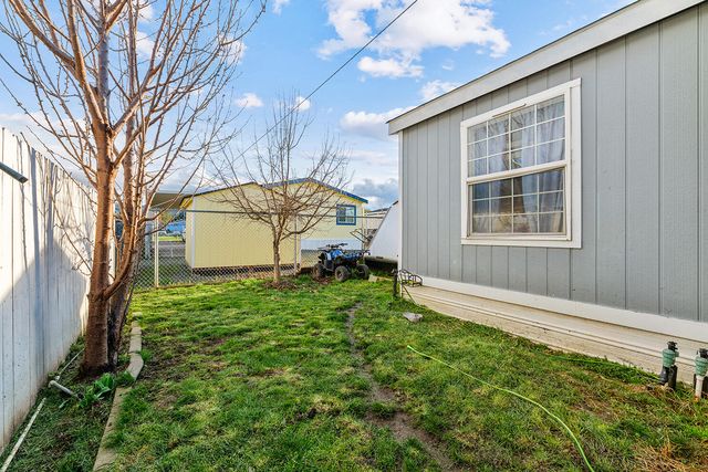 1570 S Peach Street 67, Medford, OR 97501