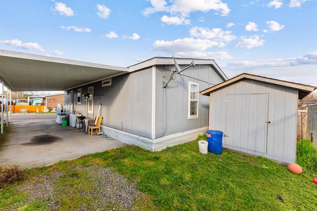 1570 S Peach Street 67, Medford, OR 97501