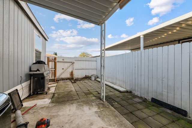 1570 S Peach Street 67, Medford, OR 97501