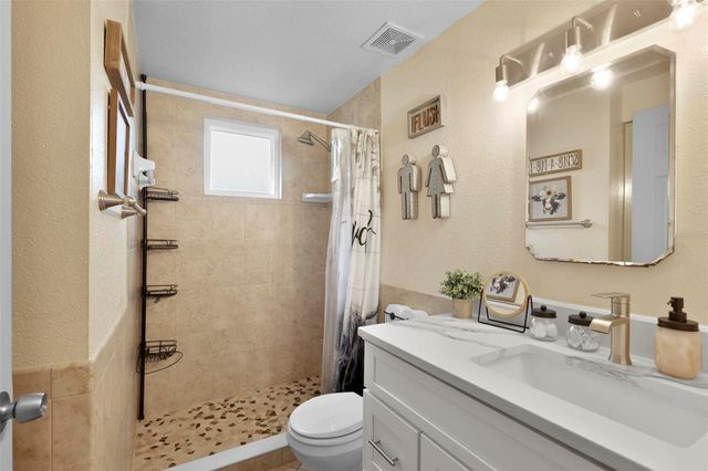 1858 PINE TREE, Edgewater, FL 32141