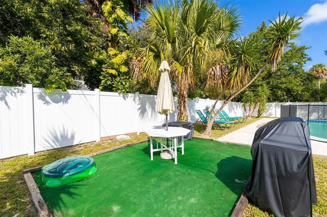 1858 PINE TREE, Edgewater, FL 32141